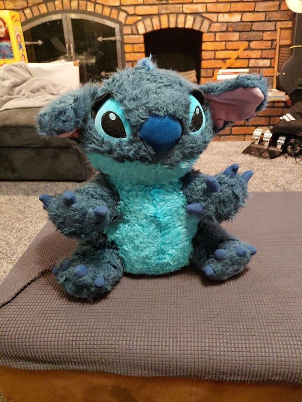 Rare Lilo & Stitch 18 Plush Toy 2002ish. Disney Store Exclusive Stuffed Animal